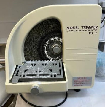 歯科技工用トリマー