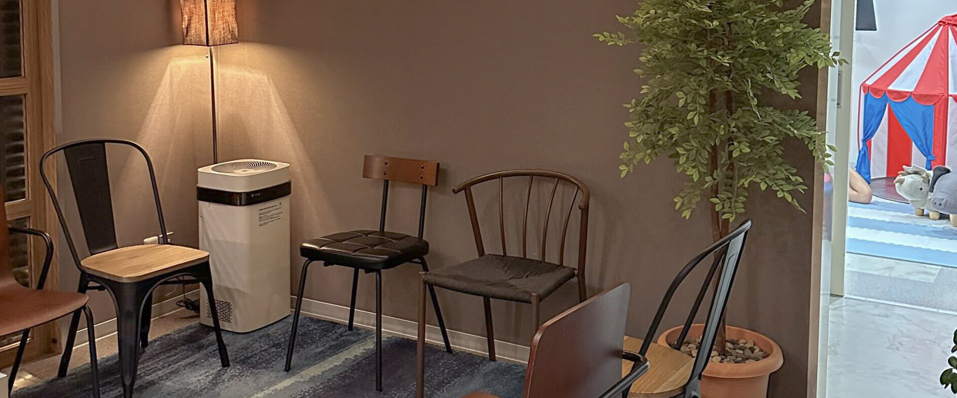 デンタルケアいまだ歯科の内観